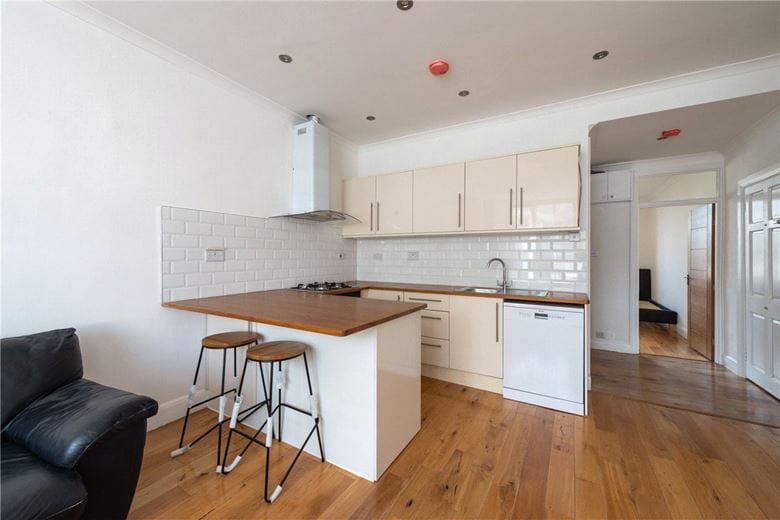 2 bedroom flat, Gloucester Terrace, Bayswater W2 - Sold STC
