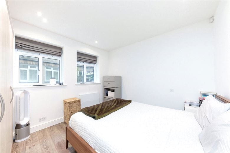3 bedroom flat, Wheatley Street, Marylebone W1G - Available