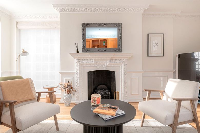 4 bedroom house, Catherine Place, Westminster SW1E - Available