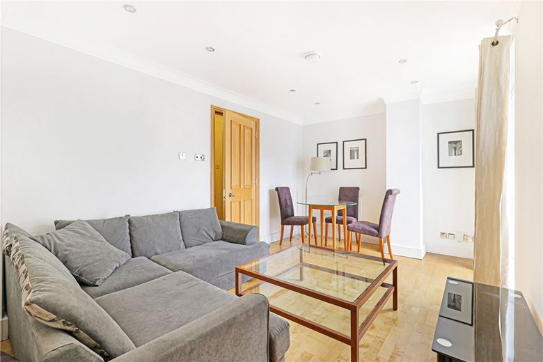 1 bedroom flat, Argyll Street, London W1F - Available