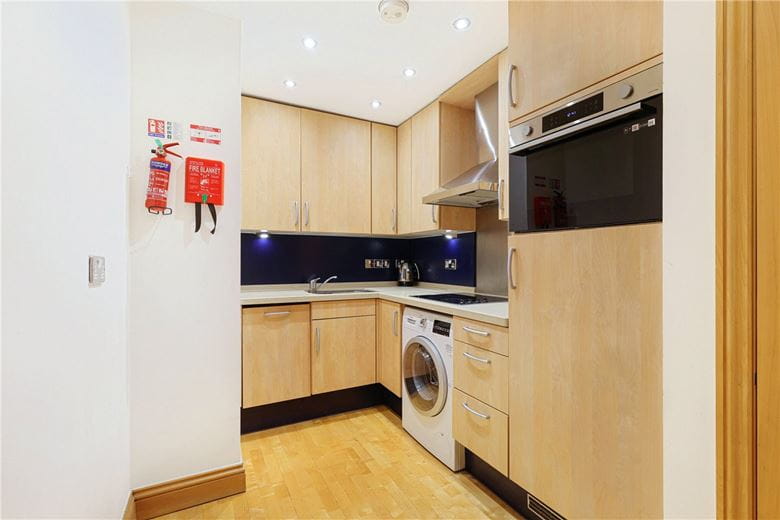 1 bedroom flat, Argyll Street, London W1F - Available