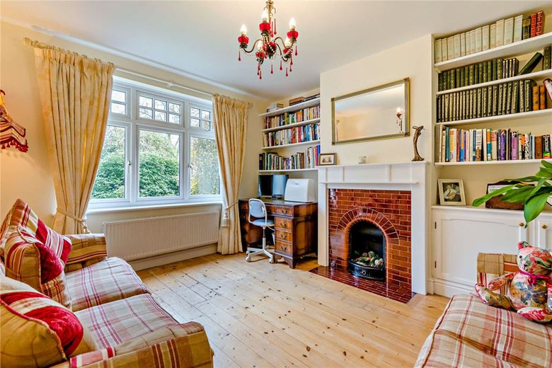 4 bedroom house, Upper Bucklebury, Reading RG7 - Available