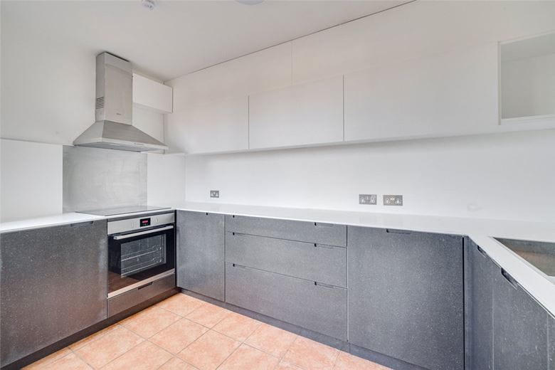 1 bedroom flat, Eternit Walk, Fulham SW6 - Available
