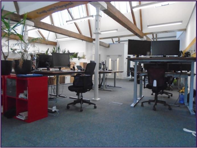 1,518 Sq Ft , 10 Kingston Road BA15 - Available