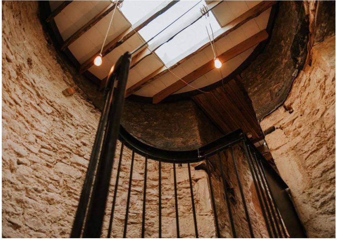 189 to 437 Sq Ft , Units At Southernwood Castle, The Rocks SN14 - Available