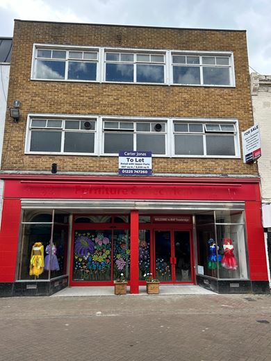 9,658 Sq Ft , 32 Fore Street BA14 - Available