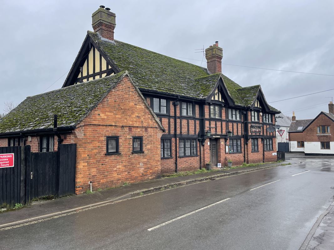 5,060 Sq Ft , Cross Keys, High Street SN10 - Under Offer
