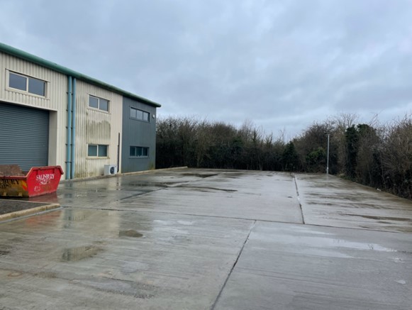 0.25 acres , Yard Ashville Centre, Commerce Way SN12 - Available