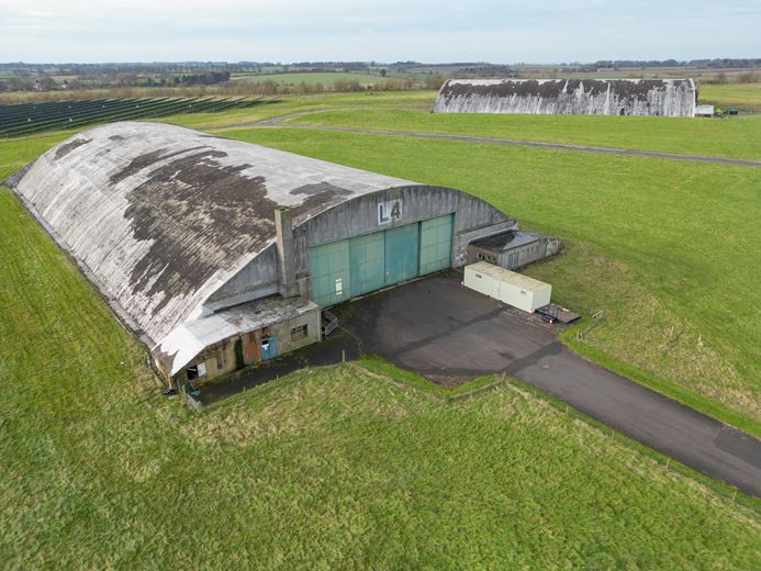 45,000 to 90,000 Sq Ft , L3 And L4 Hangars, Red Barn Lane SN4 - Available