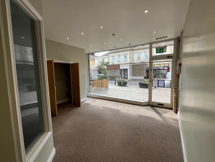 834 Sq Ft , Unit 10, Bank Street - Available