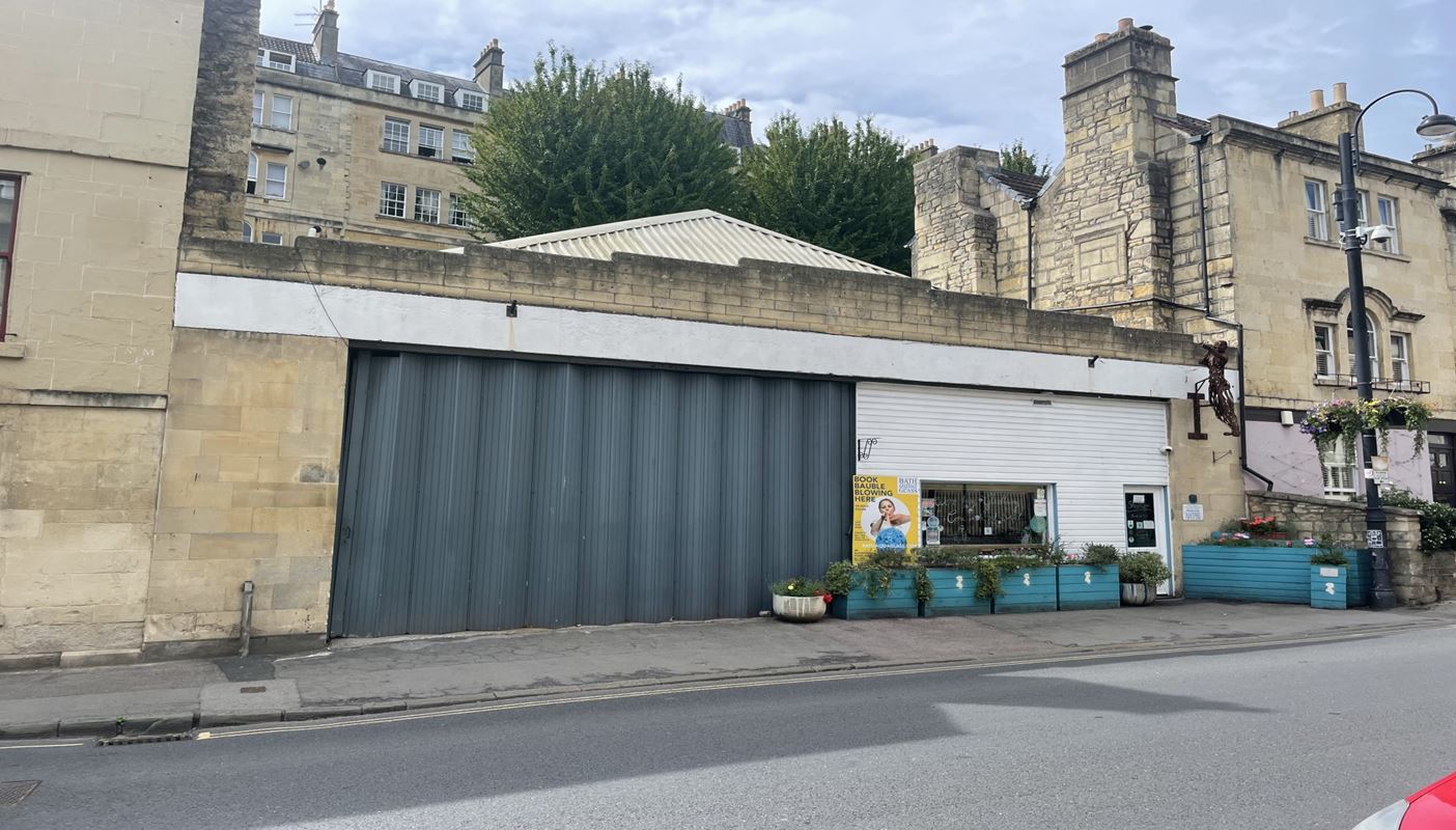 2,621 Sq Ft , 105-107 , Walcot Street BA1 - Available