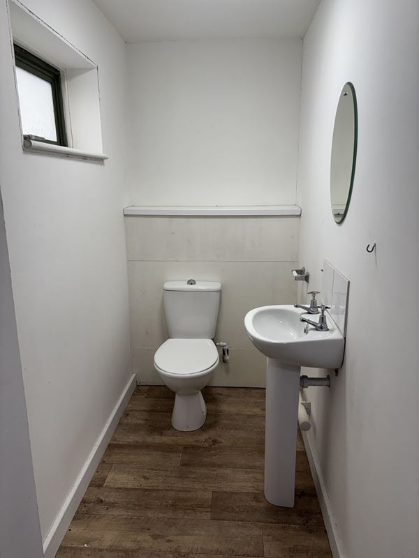 414 Sq Ft , Inno House, Prigg Lane TA13 - Available