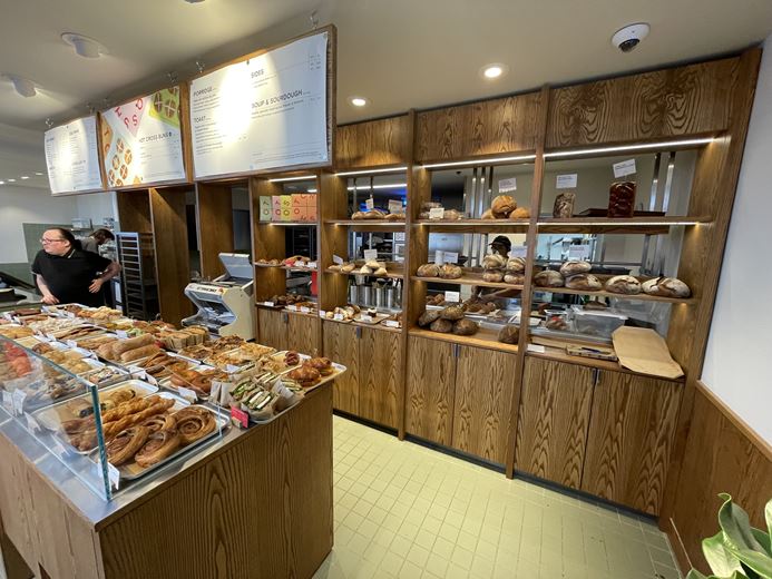 4,056 Sq Ft , 28 , High Street  CB7 - Available