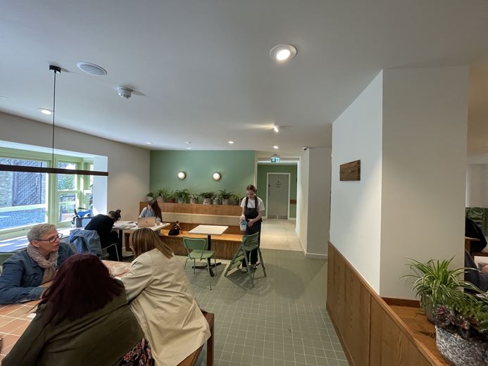 4,056 Sq Ft , 28 , High Street  CB7 - Available