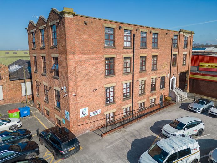 12,282 Sq Ft , Pier House, Wallgate WN3 - Available