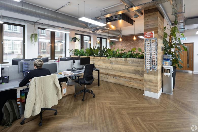 1,250 to 3,590 Sq Ft , 36 Great Charles Street Queensway B3 - Available