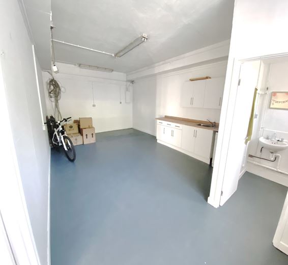 1,025 Sq Ft , Unit 17, Brassmill Enterprise Centre BA1 - Available