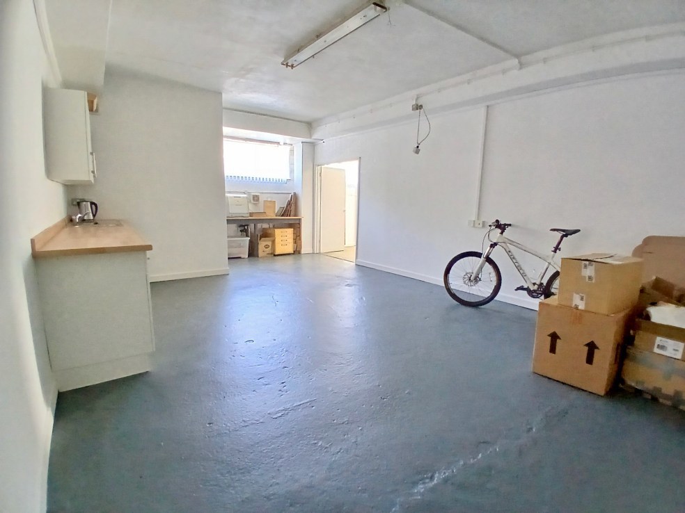 1,025 Sq Ft , Unit 17, Brassmill Enterprise Centre BA1 - Available