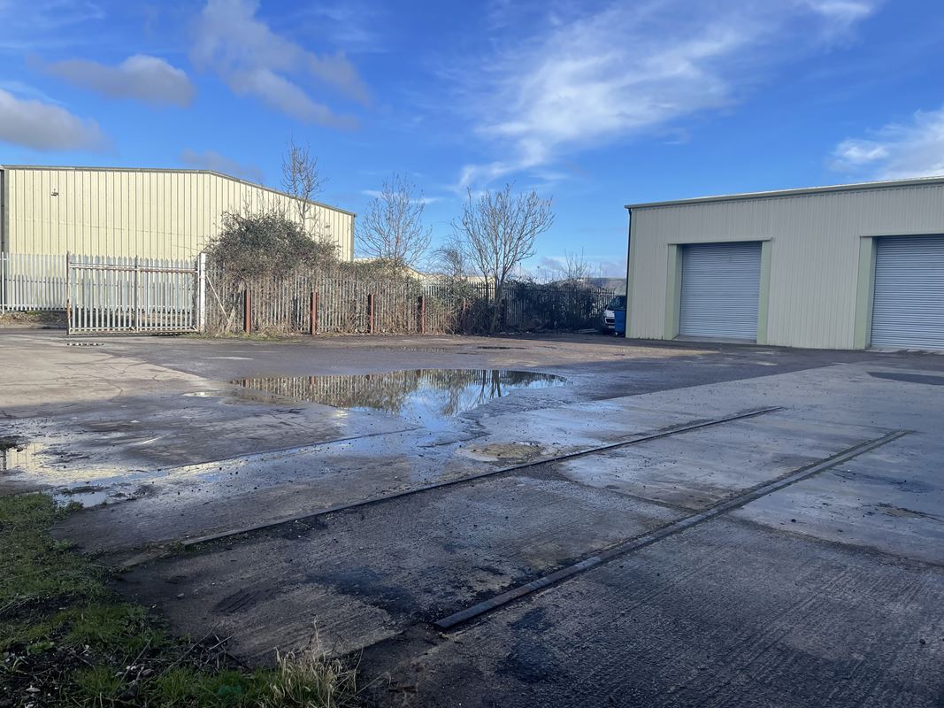 13,808 Sq Ft , 4 , Brook Lane Trading Estate BA13 - Available