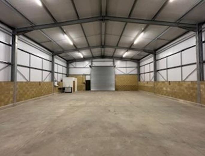 2,907 Sq Ft , Unit 23, Home Farm Dairy SN8 - Available