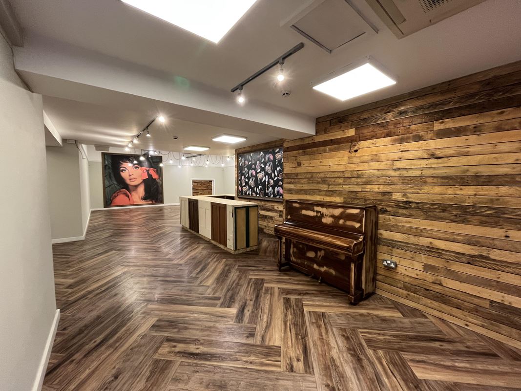 1,507 Sq Ft , 6-7 The Arcade BS1 - Under Offer