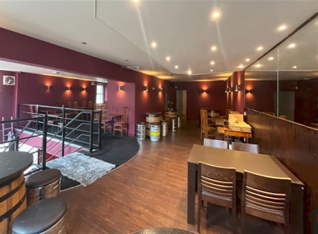 947 Sq Ft , 24 Regent Street BS23 - Available