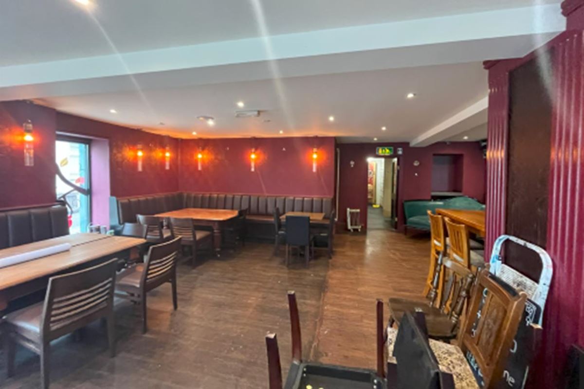 947 Sq Ft , 24 Regent Street BS23 - Available