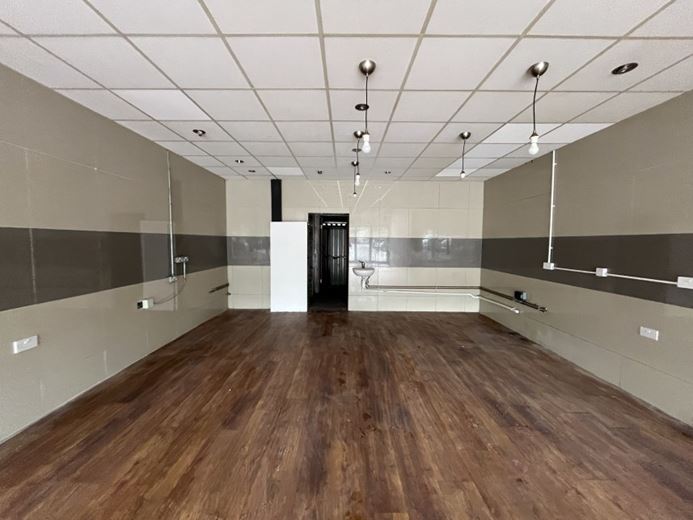 735 to 1,437 Sq Ft , 1- 2 Ellendune Shopping Centre SN4 - Available