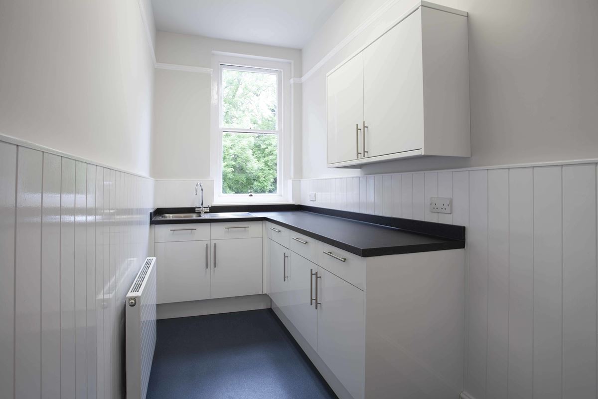 2,490 Sq Ft , 8, Elmdale Road BS8 - Under Offer