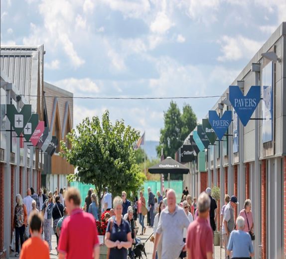 384.1 Sq M , Unit 40 - 41, The Valley WR11 - Available