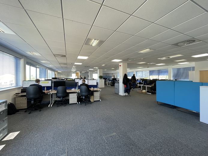 4,359 to 8,859 Sq Ft , Latimer House, Langford Business Park OX5 - Available