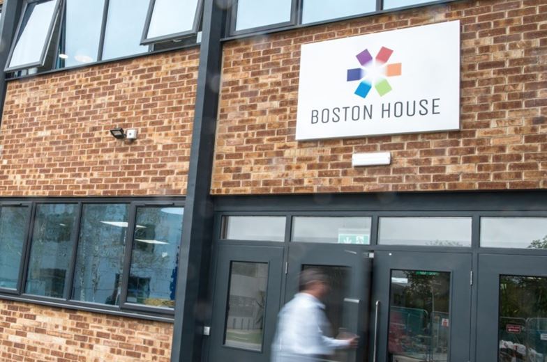 400 to 800 Sq Ft , Boston House Business Centre OX12 - Available