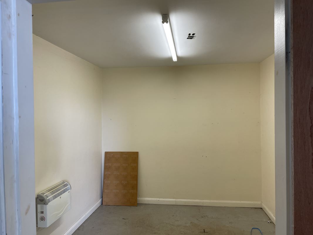 1,328 Sq Ft , 5c Saltergate Business Park, Burley Bank Road HG3 - Available