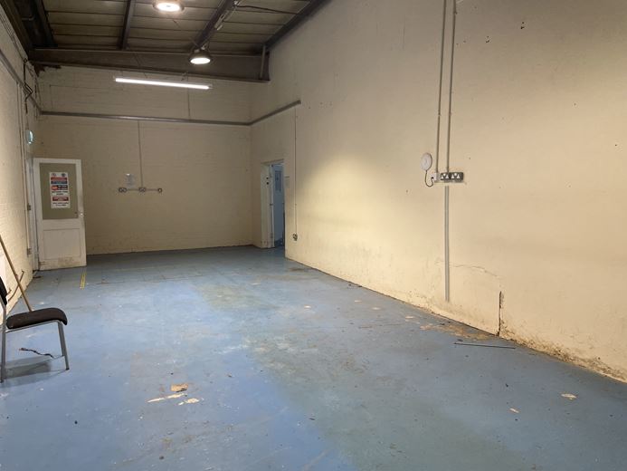 7,716 Sq Ft , 2 Handsworth Street M12 - Available