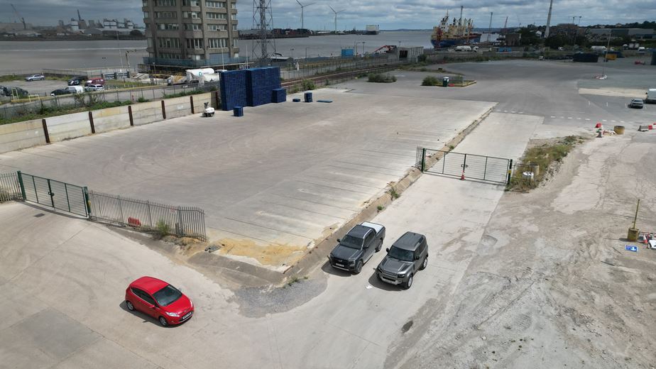 6 acres , Northfleet DA11 - Available