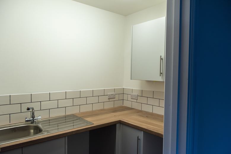 522 to 1,236 Sq Ft , Unit 4a And 4b Charlton Park Estate Business Park, Charlton Park SN16 - Available