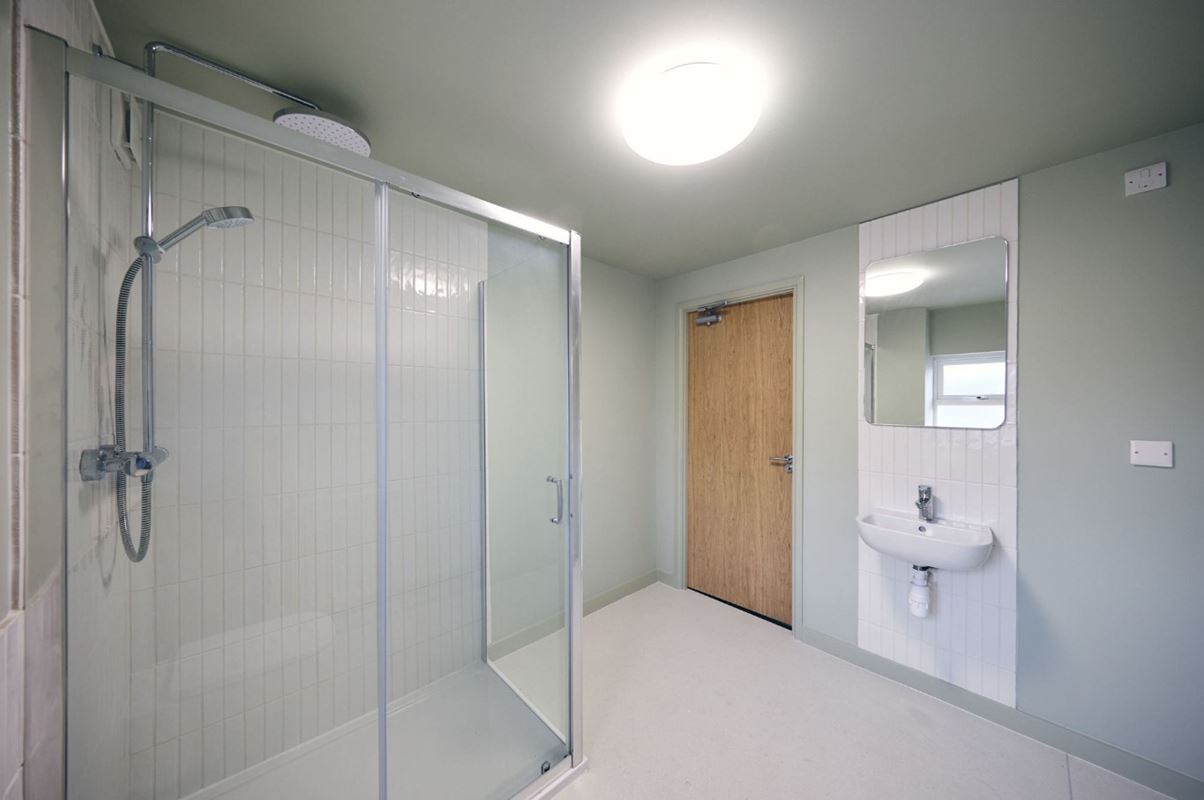 1,748 Sq Ft , First Floor 1-5 Buckingham Street OX1 - Under Offer