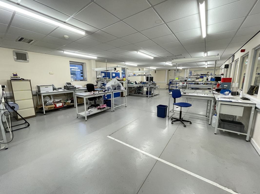 17,677 Sq Ft , Unit 20 Grove Business Park OX12 - Available