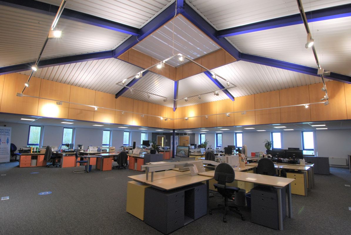 9,480 Sq Ft , Book End OX29 - Under Offer