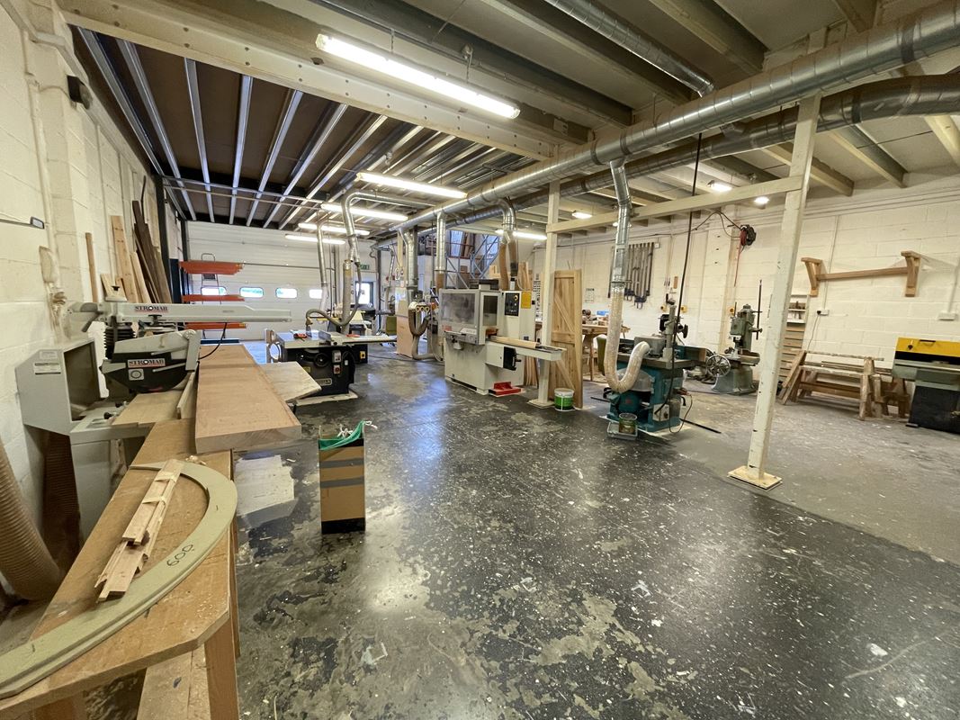 3,062 Sq Ft , Unit 2a Glenmore Business Centre OX29 - Under Offer