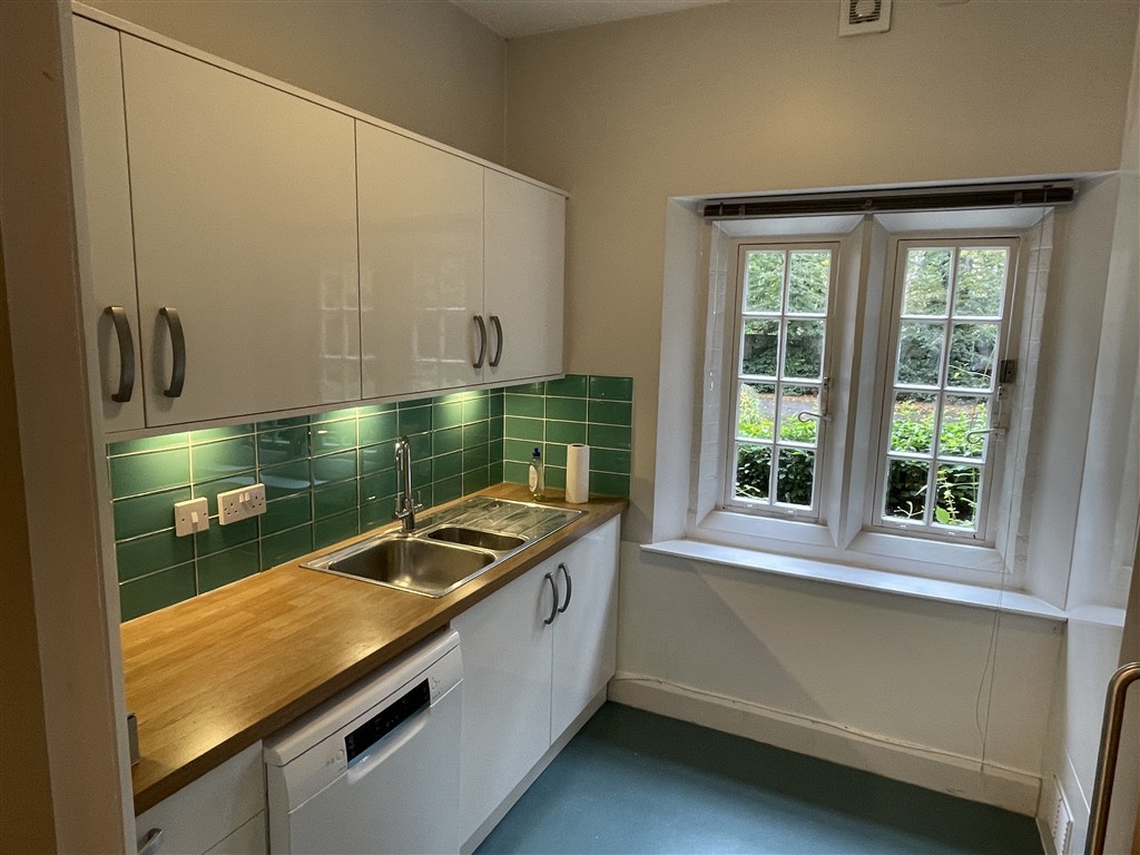 3,087 Sq Ft , St Thomas House, Beckett Street OX1 - Available