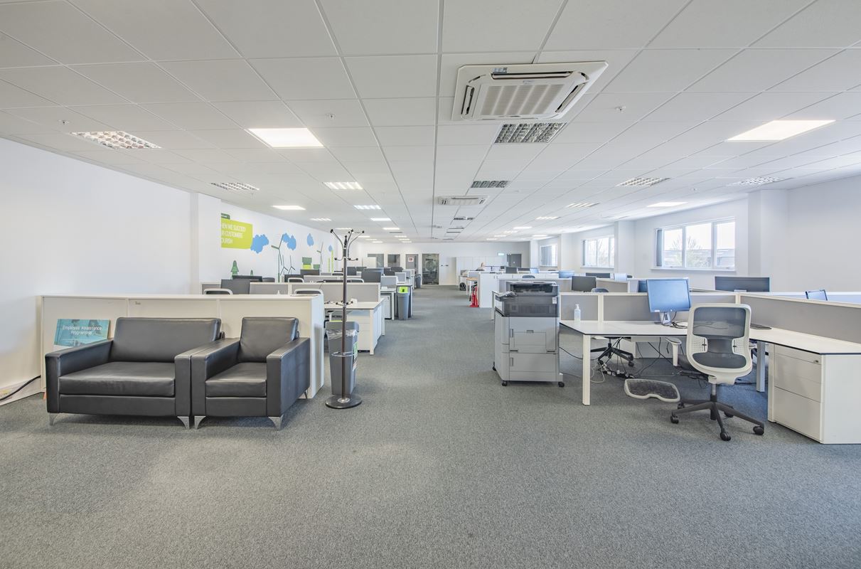 37,700 Sq Ft , Unit B Langford Locks OX5 - Available