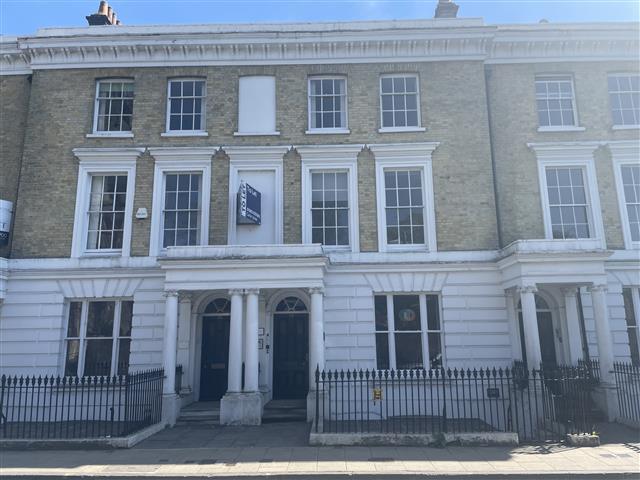 224 Sq Ft , 45 Southgate Street SO23 - Available