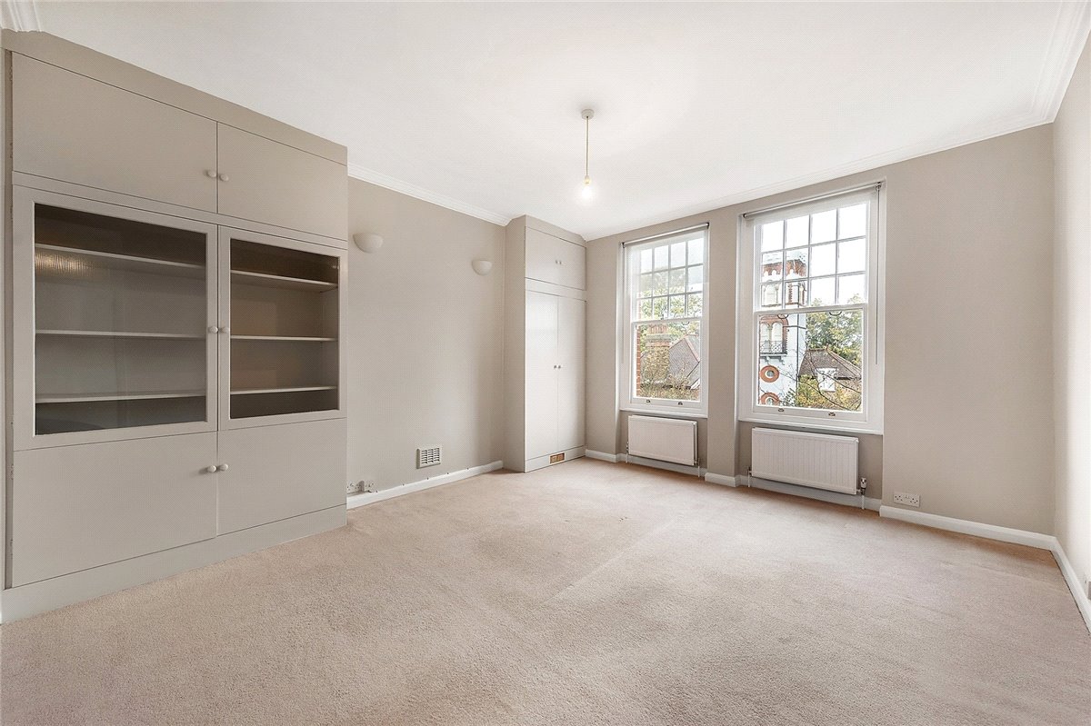 1 bedroom flat, Elm Bank Mansions, The Terrace SW13
