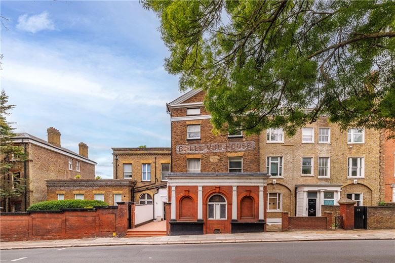 2 bedroom , Petersham Road, Richmond TW10 - Let Agreed