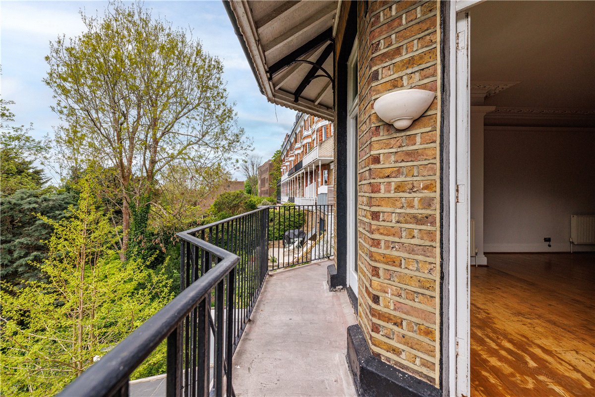 2 bedroom , Petersham Road, Richmond TW10 - Let Agreed