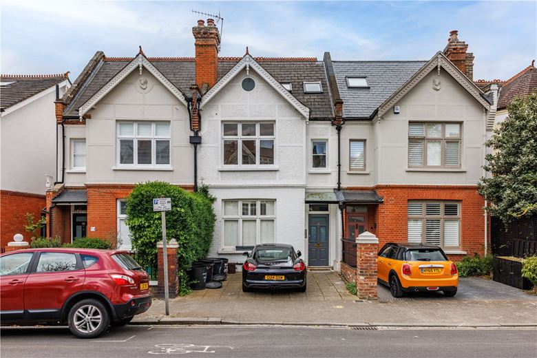 1 bedroom flat, Deodar Road, London SW15 - Available