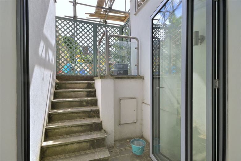 1 bedroom flat, Archway Street, London SW13 - Under Offer