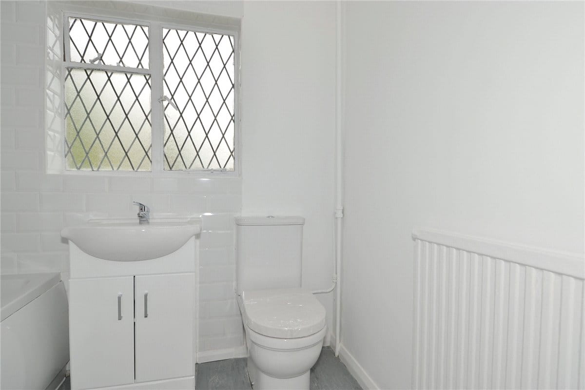 3 bedroom cottage, Richmond Road, Kingston Upon Thames KT2