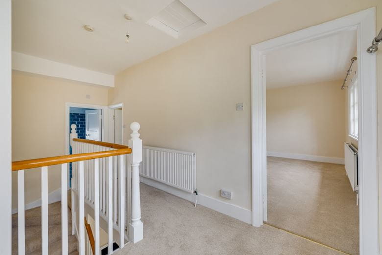  bedroom house, Kew Green, Richmond TW9 - Available